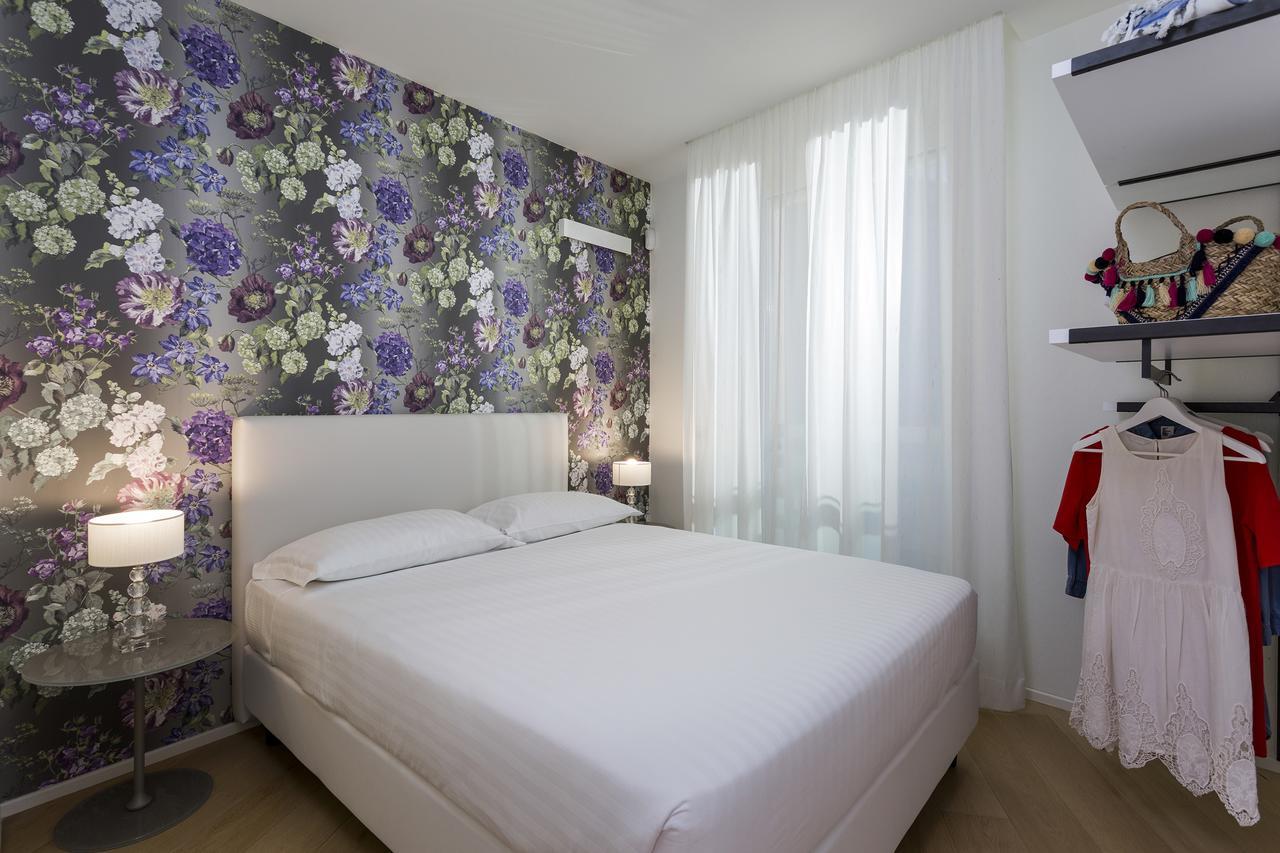 Embassy Aparthotel ريميني المظهر الخارجي الصورة